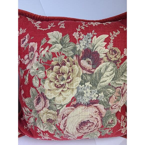 Waverly Home Pillow Red Floral French Country Velvet 16  Waverly Home Pillow Red Floral French Country Velvet 16” Rose Print Down Set 2
